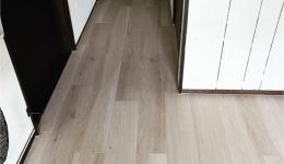 玄関床リフォーム完成後