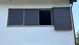 瑞穂市の空き家リフォーム 戸袋、雨戸のカバー工法によるリフォーム完成後の様子